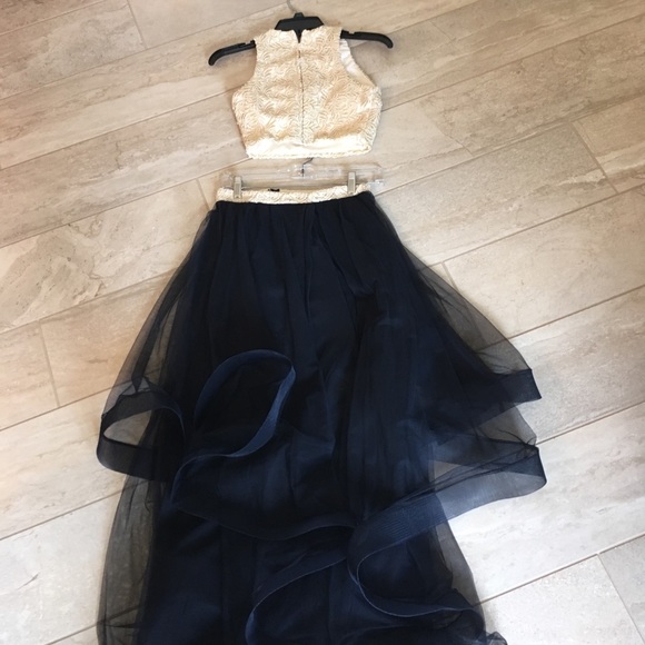Prom Gown! - Picture 2 of 3